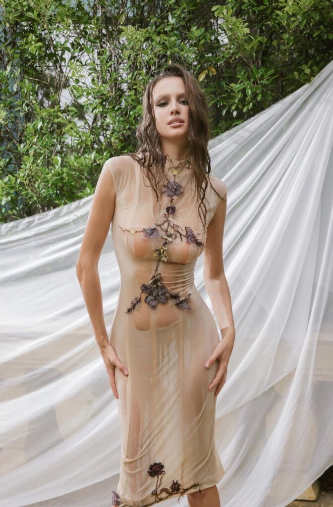 NUDE DRESS