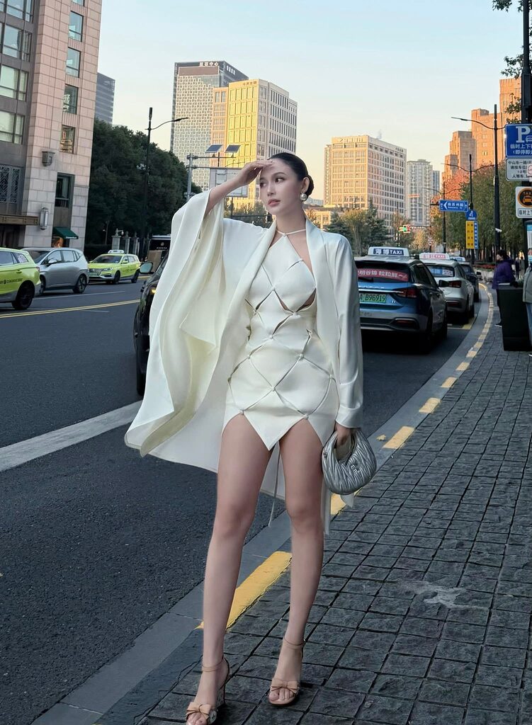 WHITE CUTOUT DRESS (CAPE INCLUDED)
