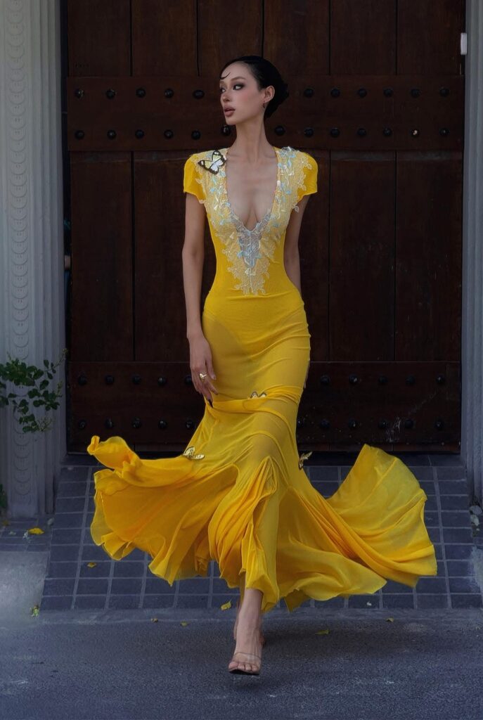 YELLOW LACE DRESS